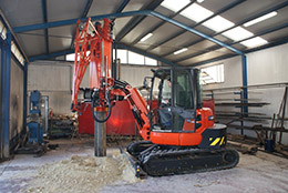 Pile foundations using a GEAX DTC 30 type compact pile drilling machine